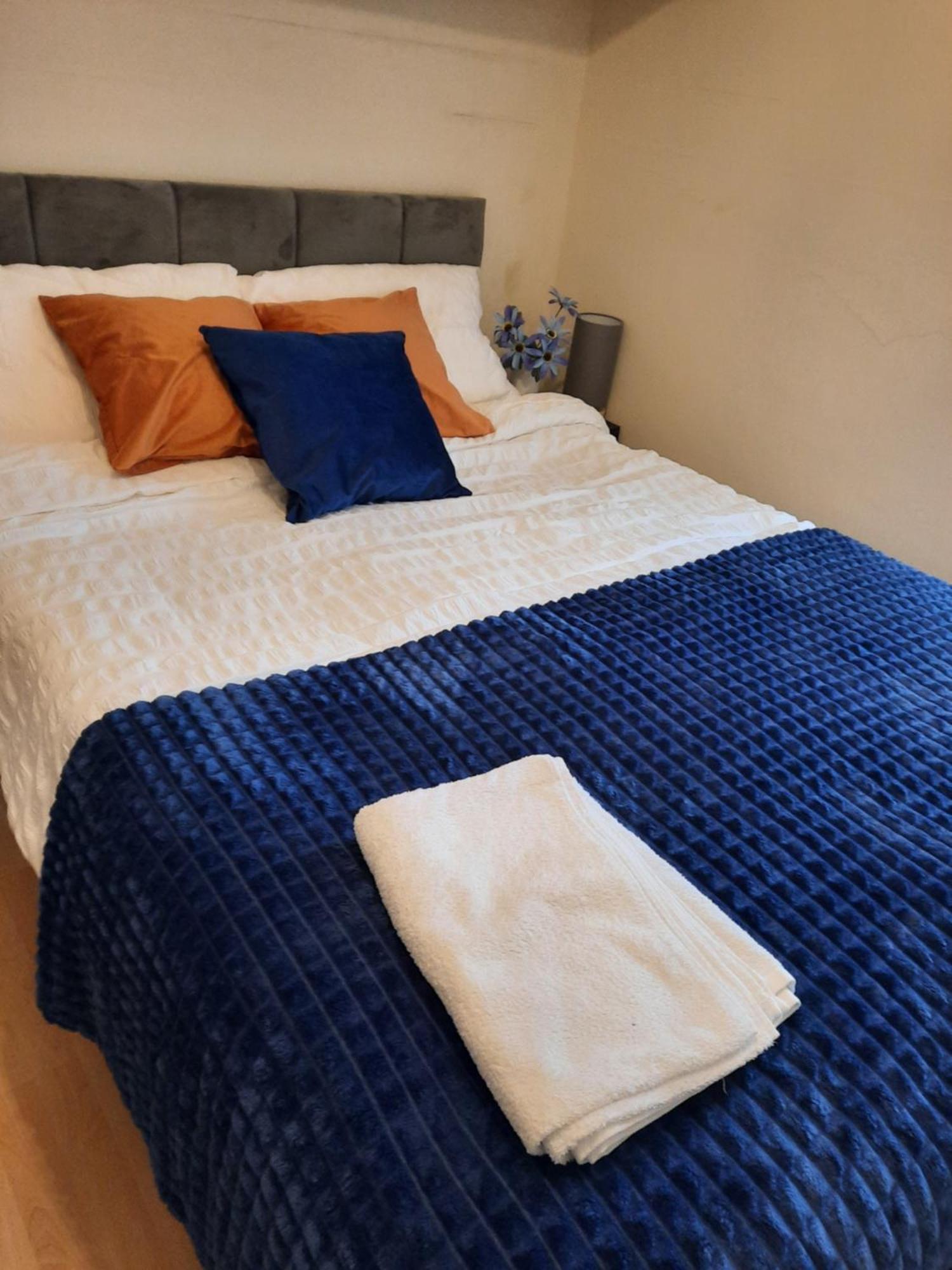 47R Place Dagenham Luaran gambar